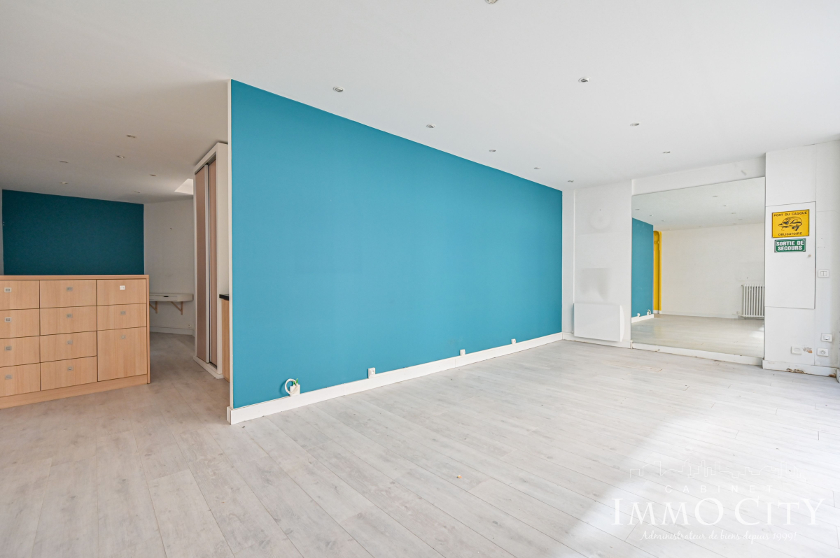 Location Local commercial  1 pièce (studio) - 35m² 75017 Paris