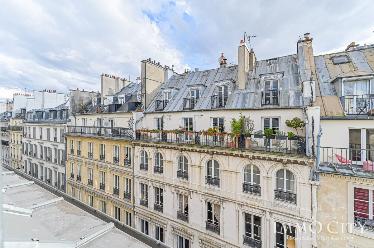 Location Appartement meublé 1 pièce (studio) - 12.7m² 75009 Paris