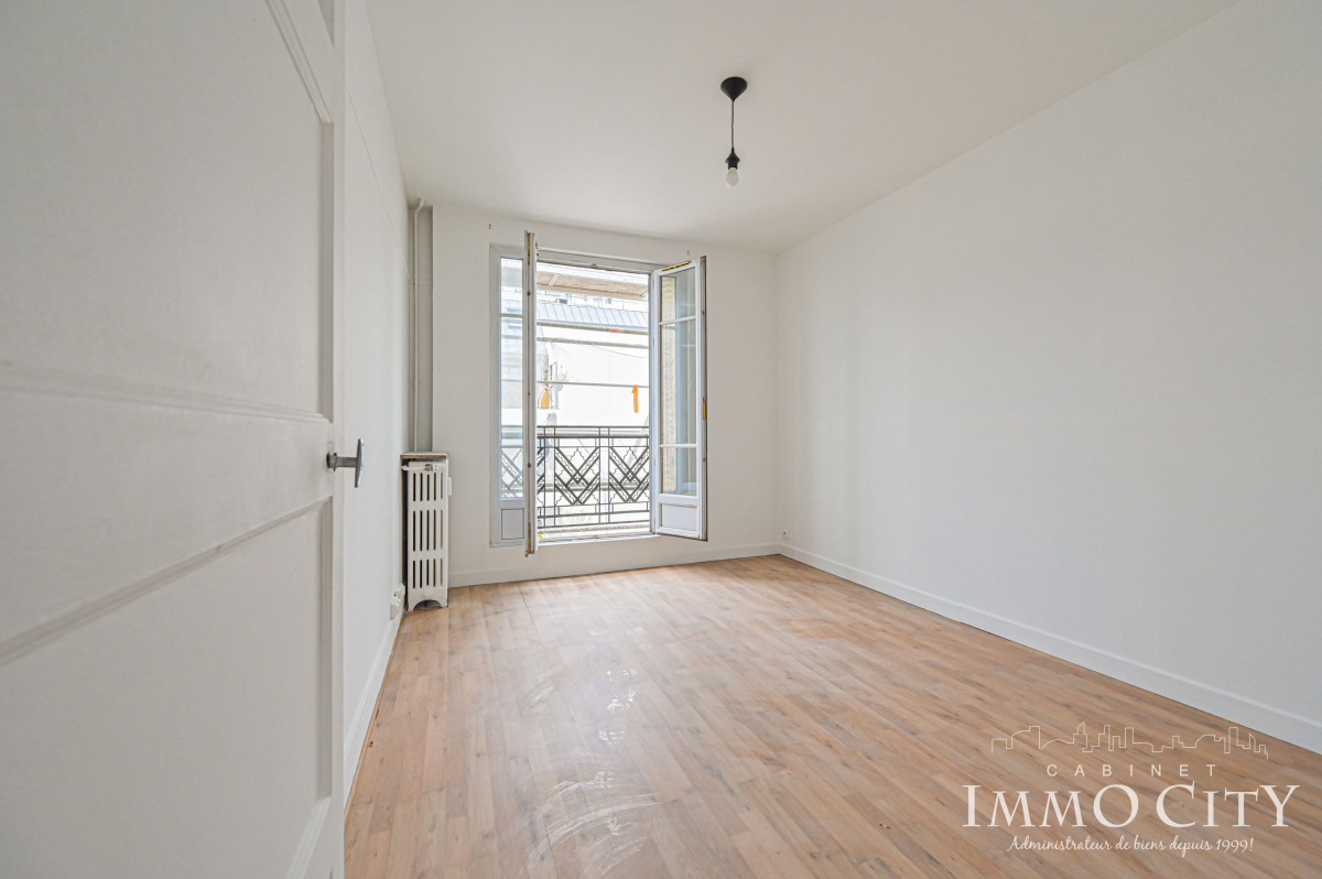 Location Appartement  1 pièce (studio) - 28m² 92110 Clichy