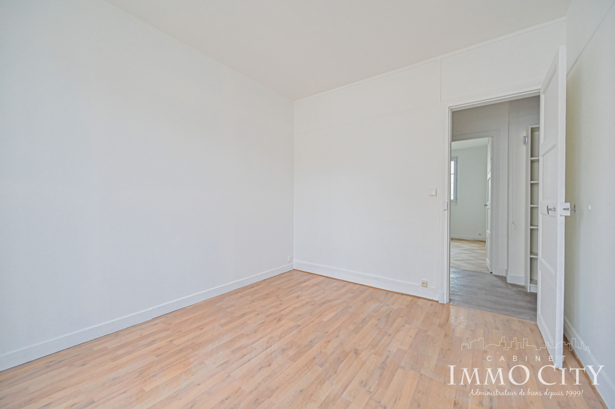 Location Appartement  1 pièce (studio) - 28m² 92110 Clichy