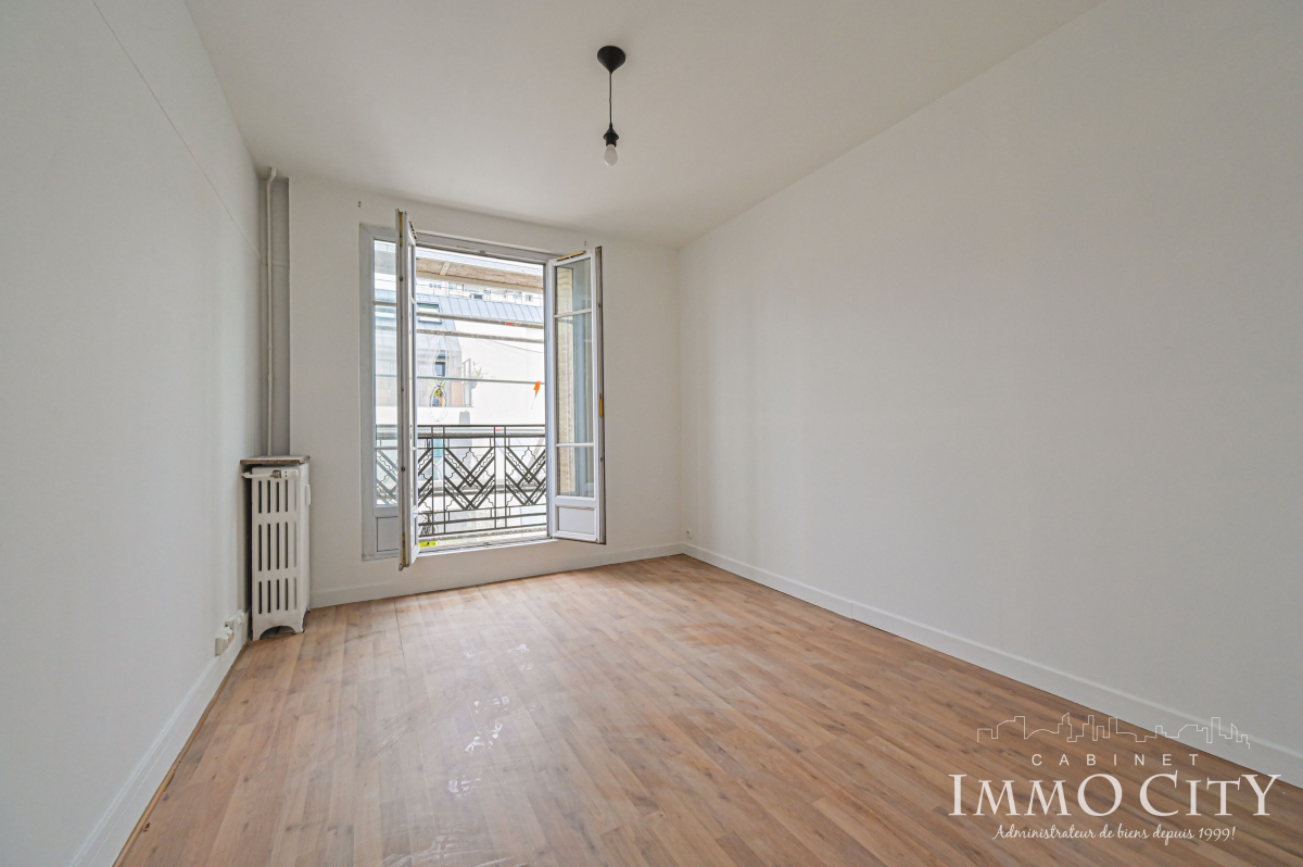 Location Appartement  1 pièce (studio) - 28m² 92110 Clichy