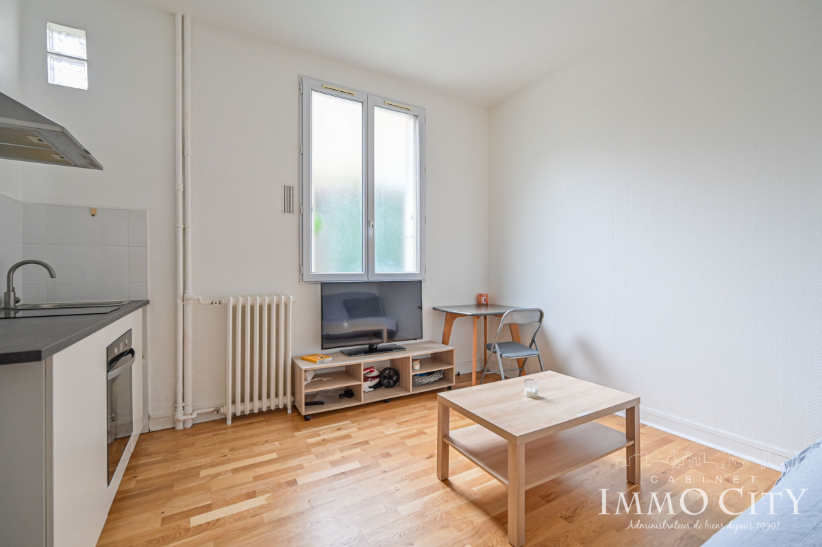 Location Appartement meublé 1 pièce (studio) - 22m² 92110 Clichy