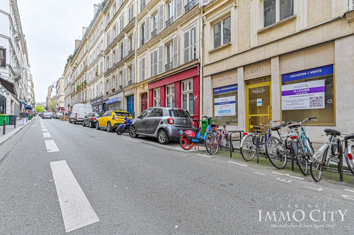 Location Local commercial  3 pièces - 110m² 75009 Paris