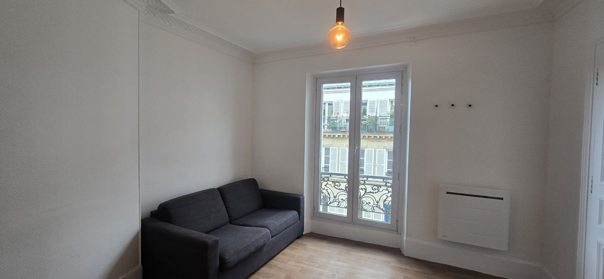 Location Appartement  2 pièces - 52m² 75009 Paris