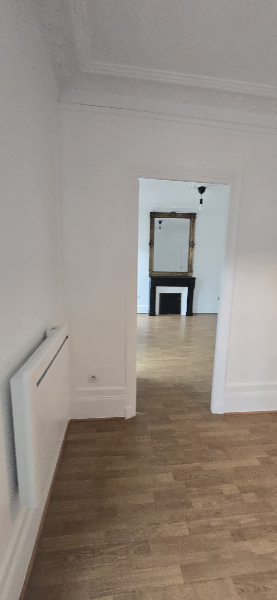 Location Appartement  2 pièces - 52m² 75009 Paris