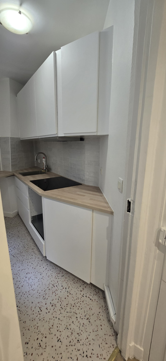 Location Appartement  2 pièces - 52m² 75009 Paris