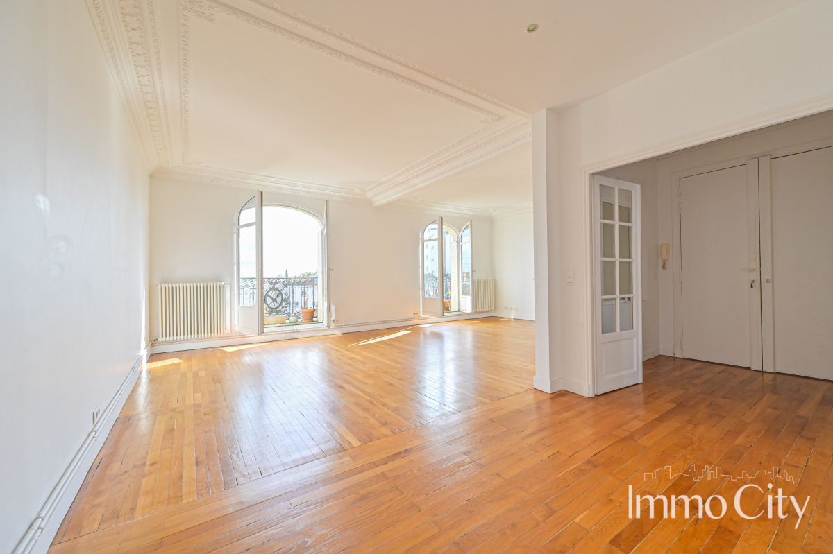 Location Appartement  5 pièces - 147.4m² 75014 Paris