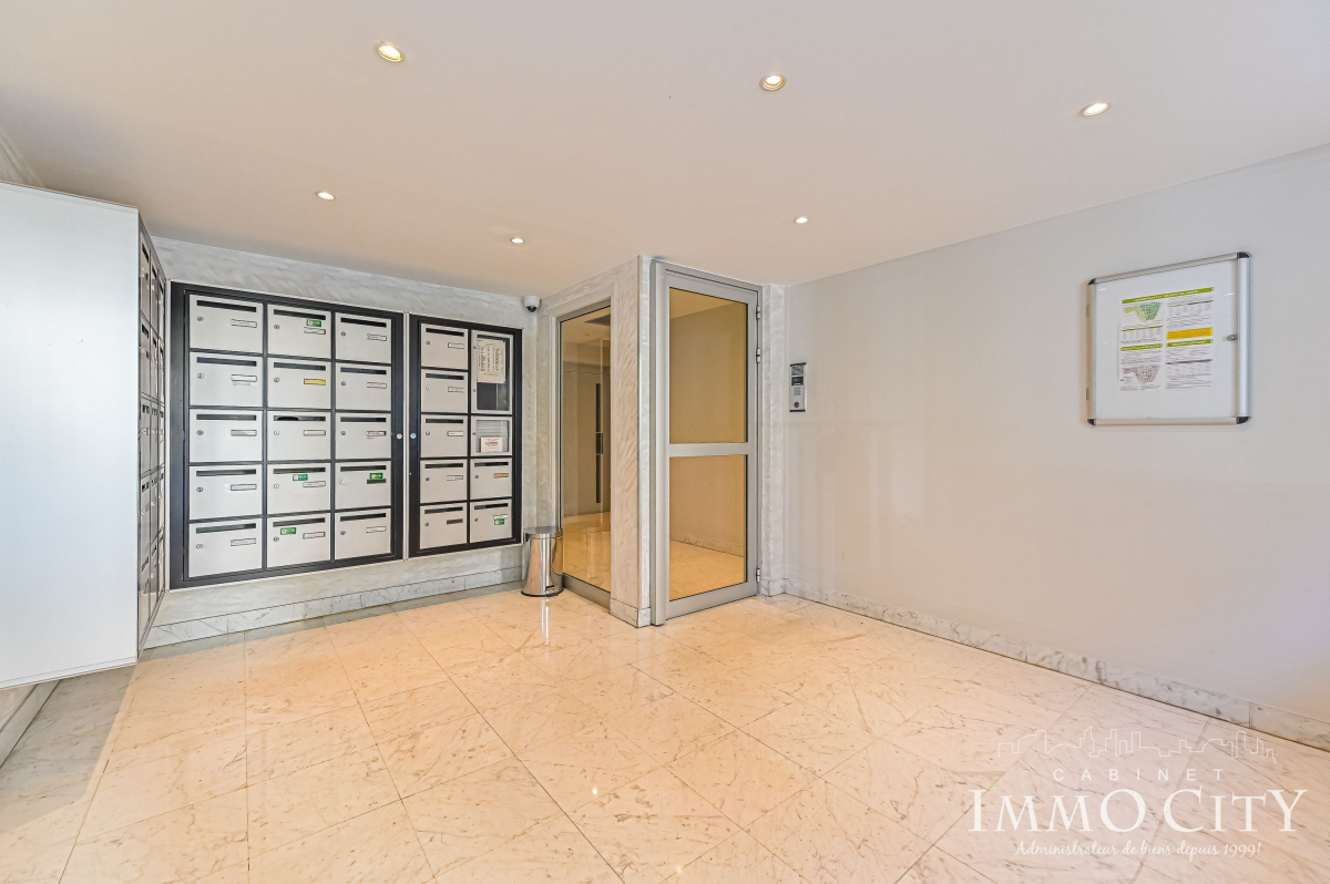 Vente Appartement  1 pièce (studio) - 30m² 92200 Neuilly-sur-seine