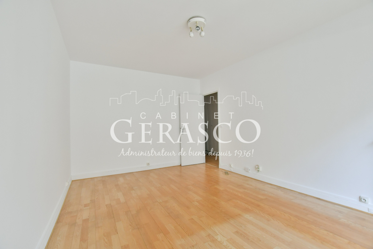 Vente Appartement  1 pièce (studio) - 30m² 92200 Neuilly-sur-seine