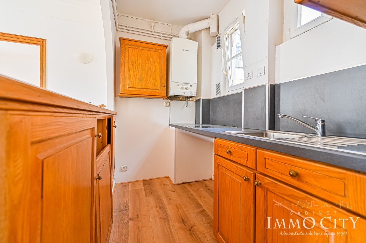 Location Appartement  2 pièces - 37.34m² 75015 Paris