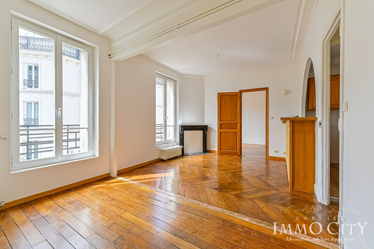 Location Appartement  2 pièces - 37.34m² 75015 Paris