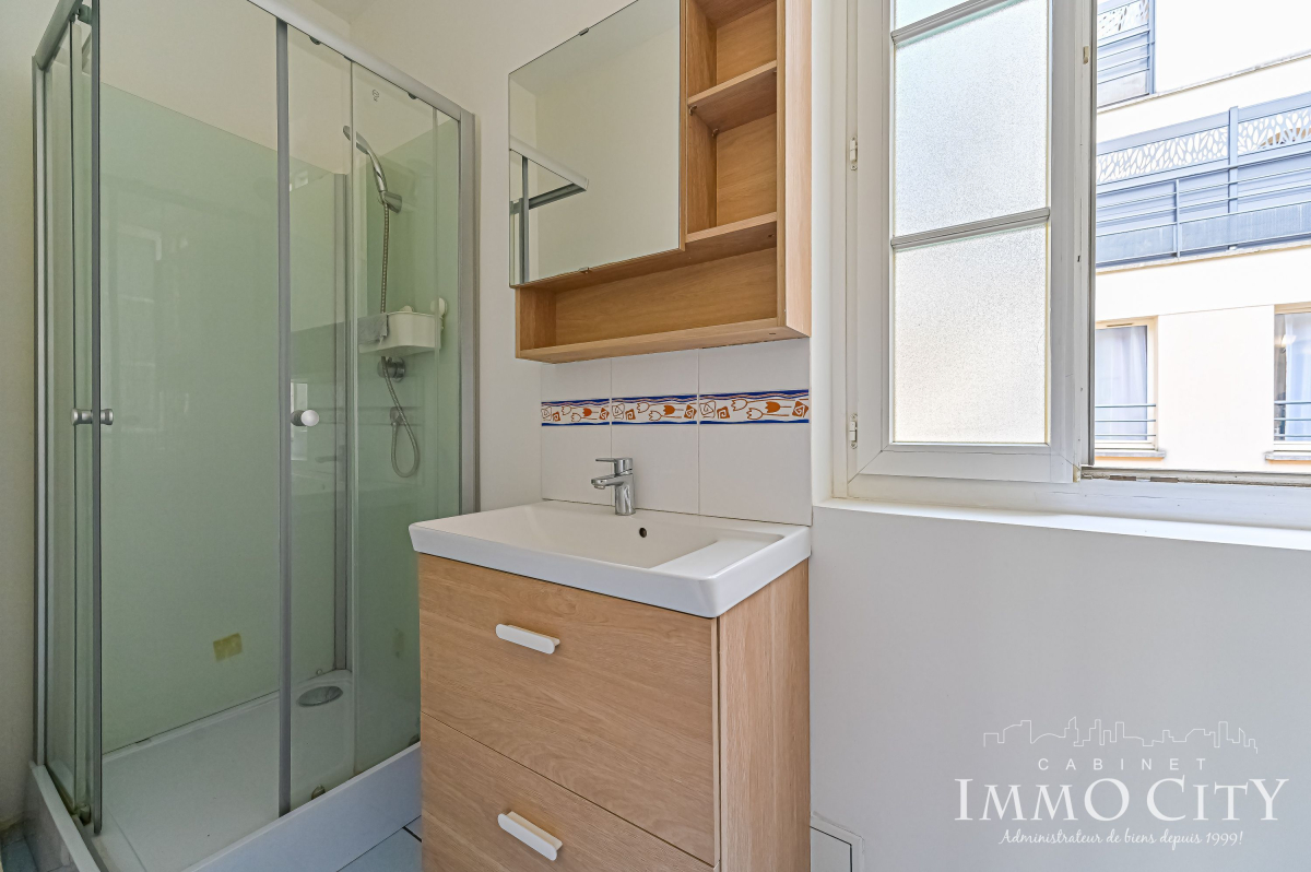 Location Appartement  2 pièces - 37.34m² 75015 Paris