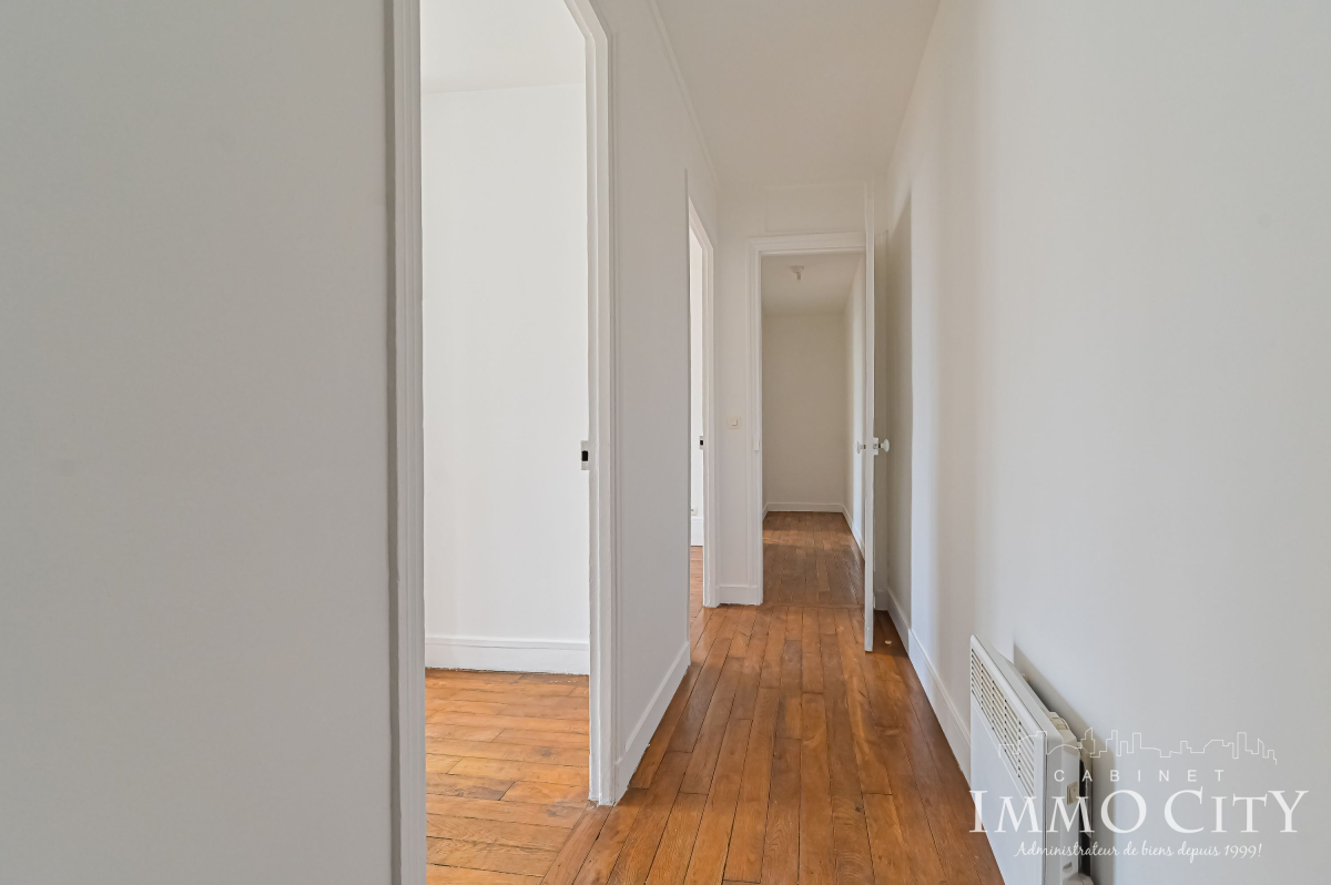 Location Appartement  3 pièces - 43m² 75015 Paris