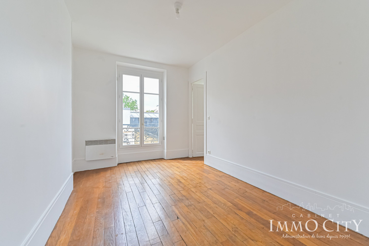 Location Appartement  3 pièces - 43m² 75015 Paris