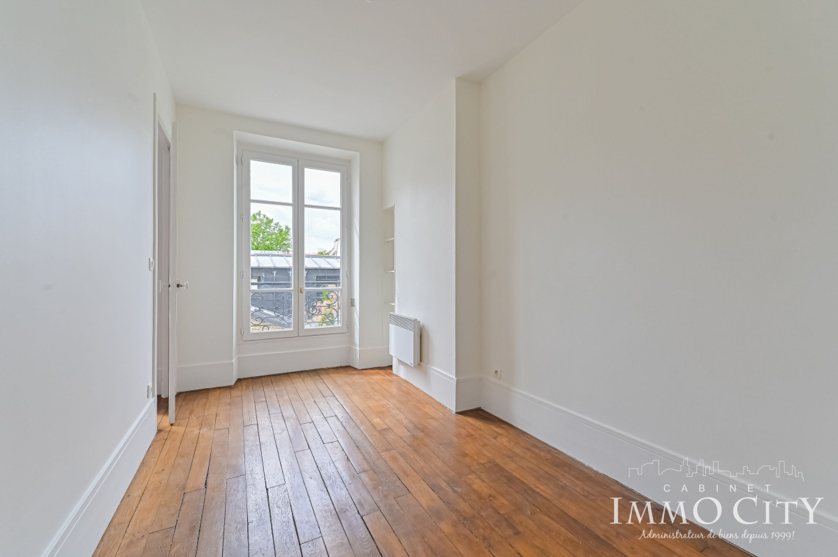Location Appartement  3 pièces - 43m² 75015 Paris