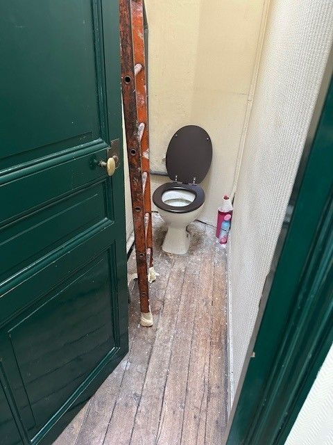 Location Bureau  1 pièce (studio) - 9.56m² 75016 Paris
