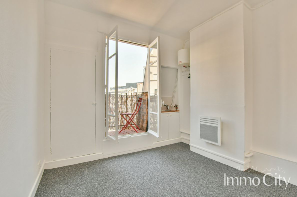 Location Bureau  1 pièce (studio) - 9.56m² 75016 Paris