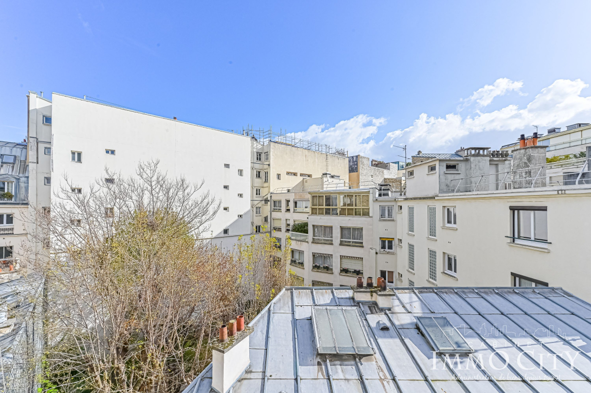 Vente Appartement  2 pièces - 29.7m² 75007 Paris