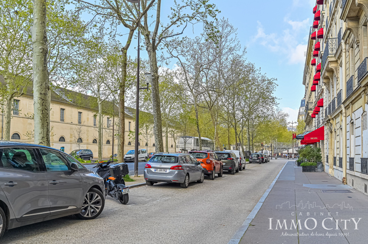 Vente Appartement  2 pièces - 29.7m² 75007 Paris