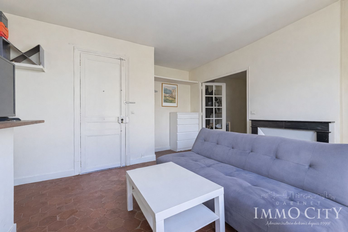 Vente Appartement  2 pièces - 29.7m² 75007 Paris