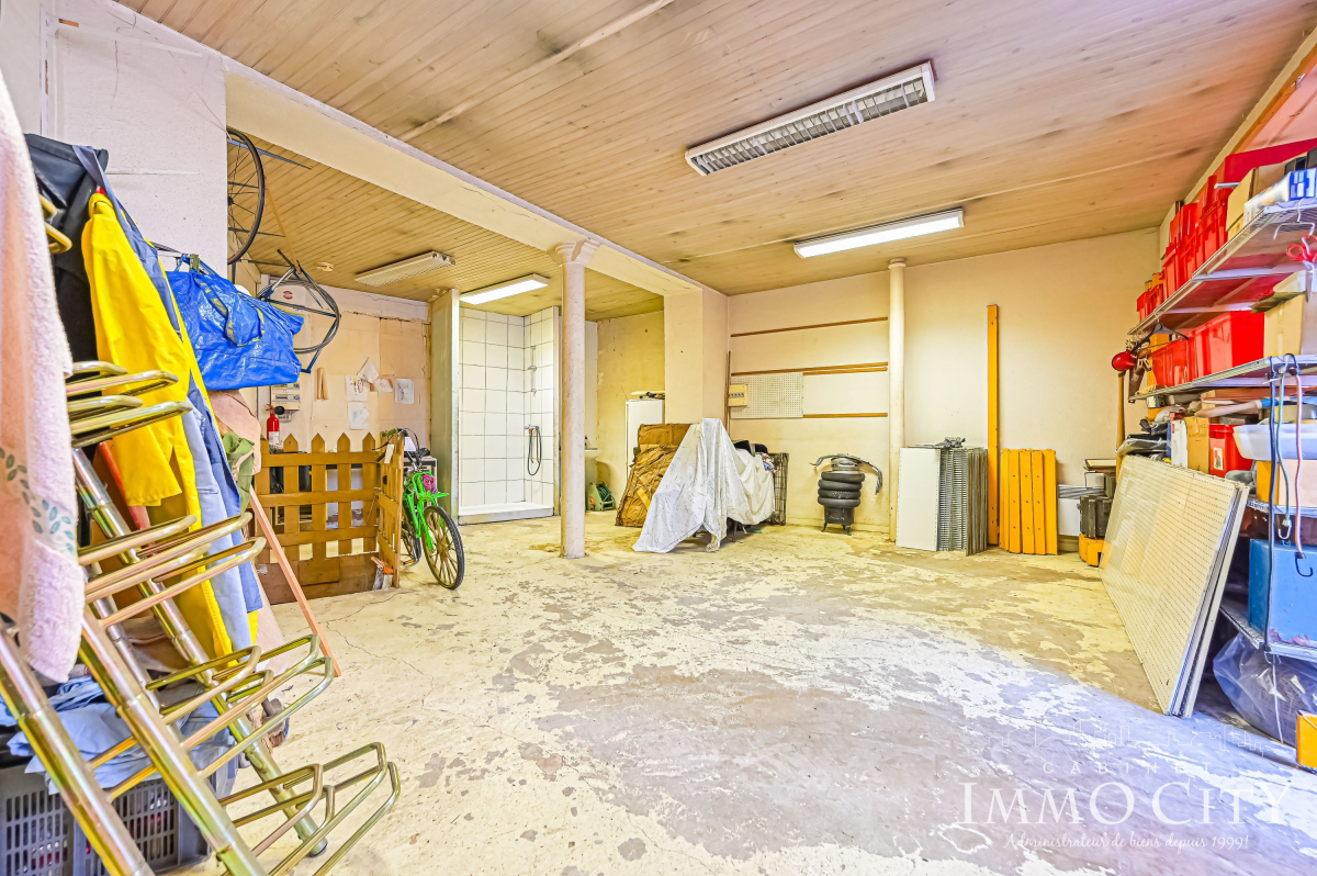 Location Local commercial  4 pièces - 129m² 92300 Levallois-perret