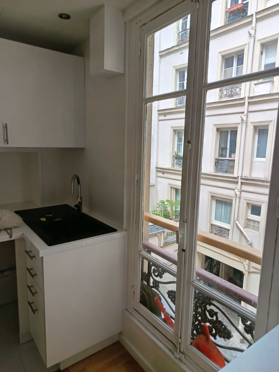 Location Appartement  1 pièce (studio) - 25m² 75011 Paris 11