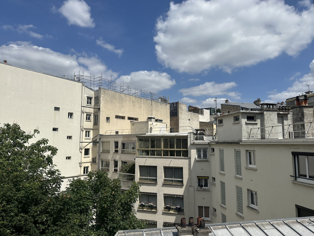 Vente Appartement  2 pièces - 29.7m² 75007 Paris