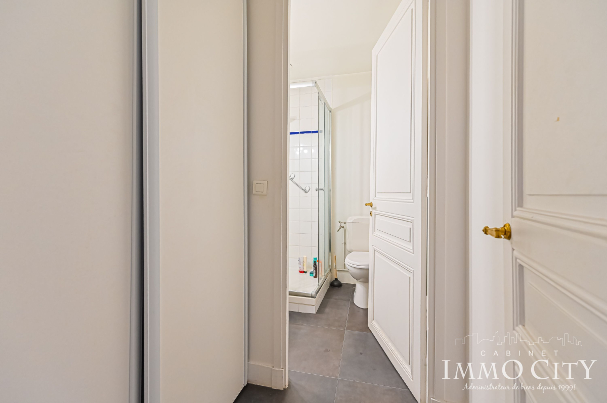 Vente Appartement  2 pièces - 52m² 75007 Paris
