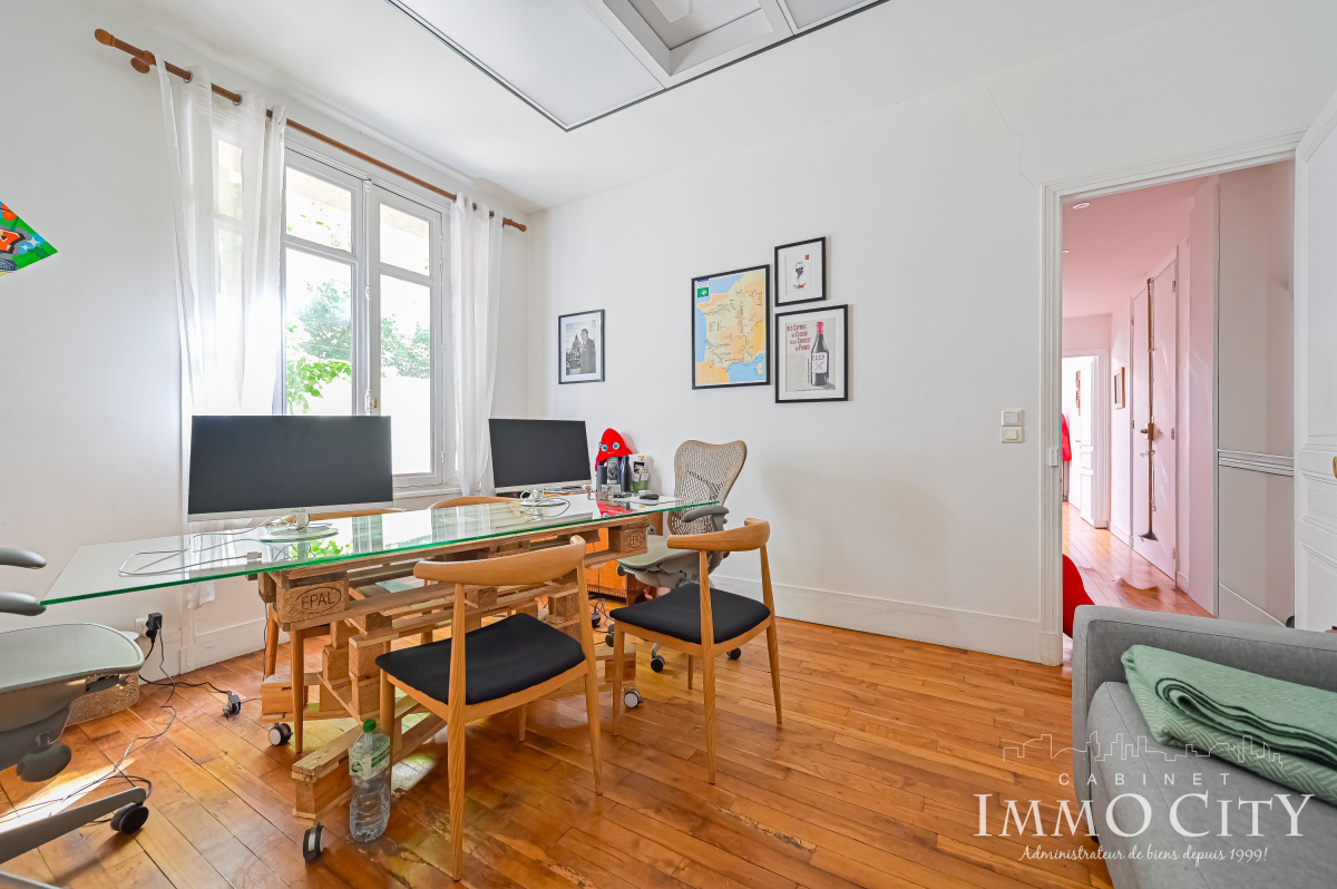 Vente Appartement  2 pièces - 52m² 75007 Paris