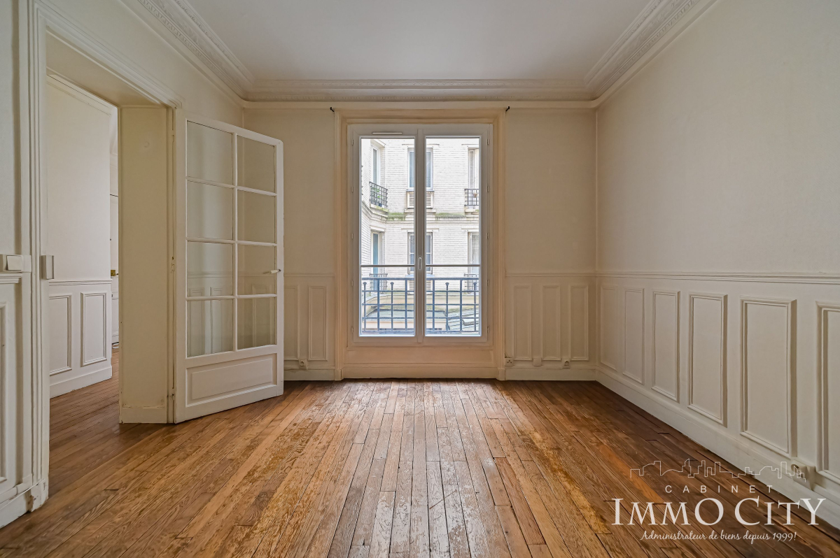 Location Appartement  2 pièces - 48m² 75020 Paris
