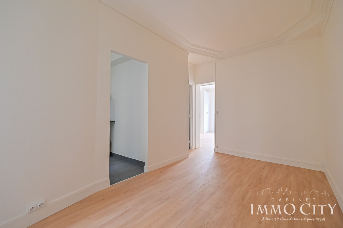 Location Appartement  2 pièces - 34m² 75009 Paris