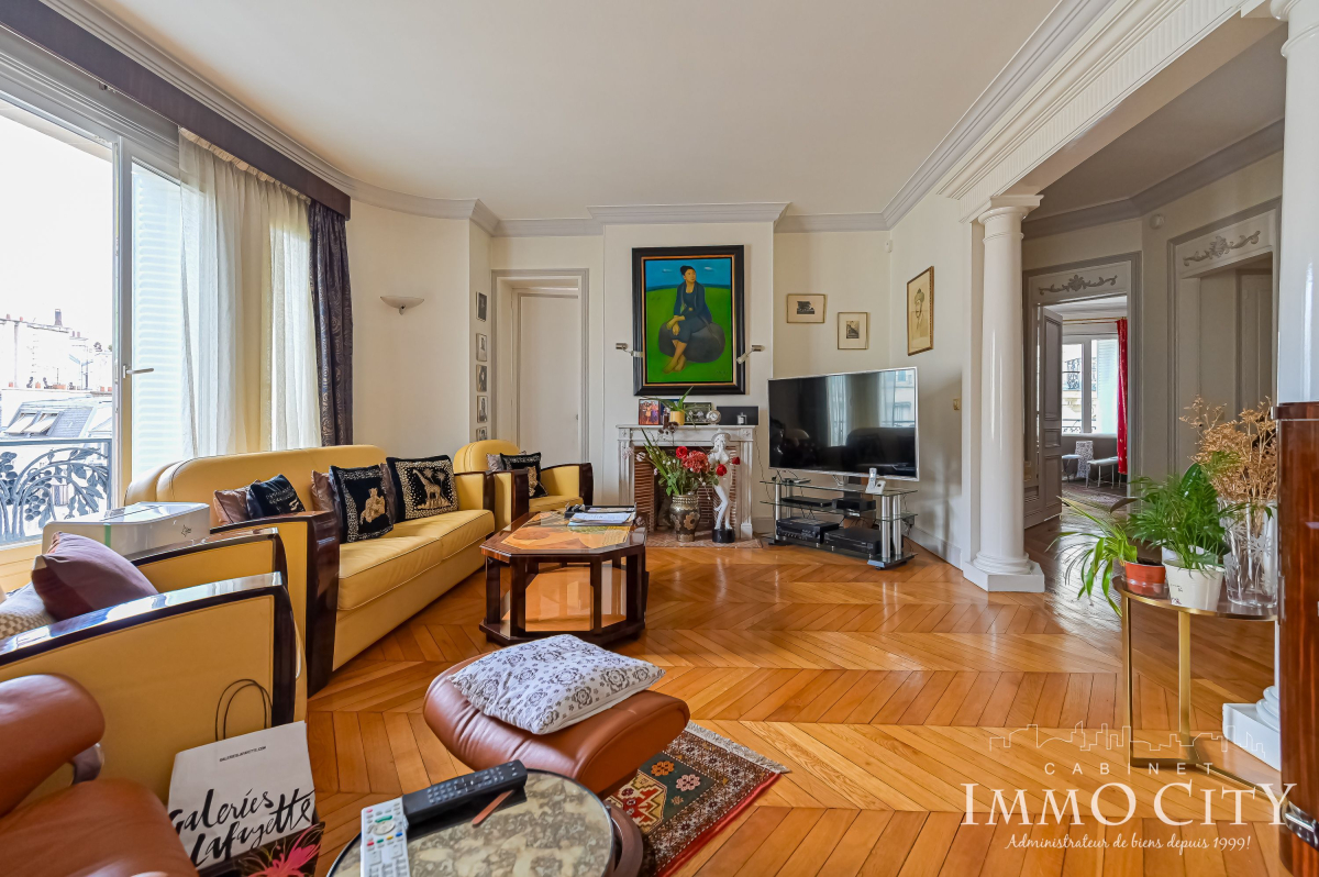 Vente Appartement  5 pièces - 155.5m² 75008 Paris