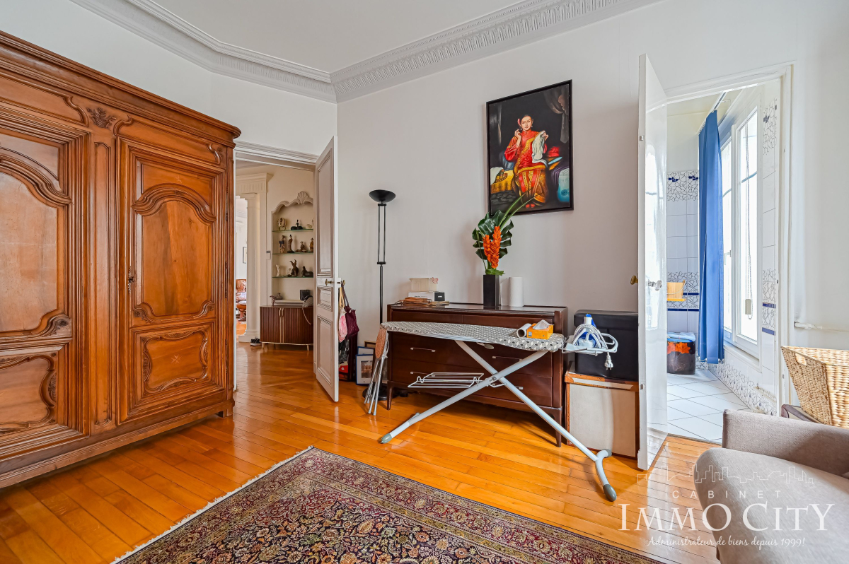 Vente Appartement  5 pièces - 155.5m² 75008 Paris