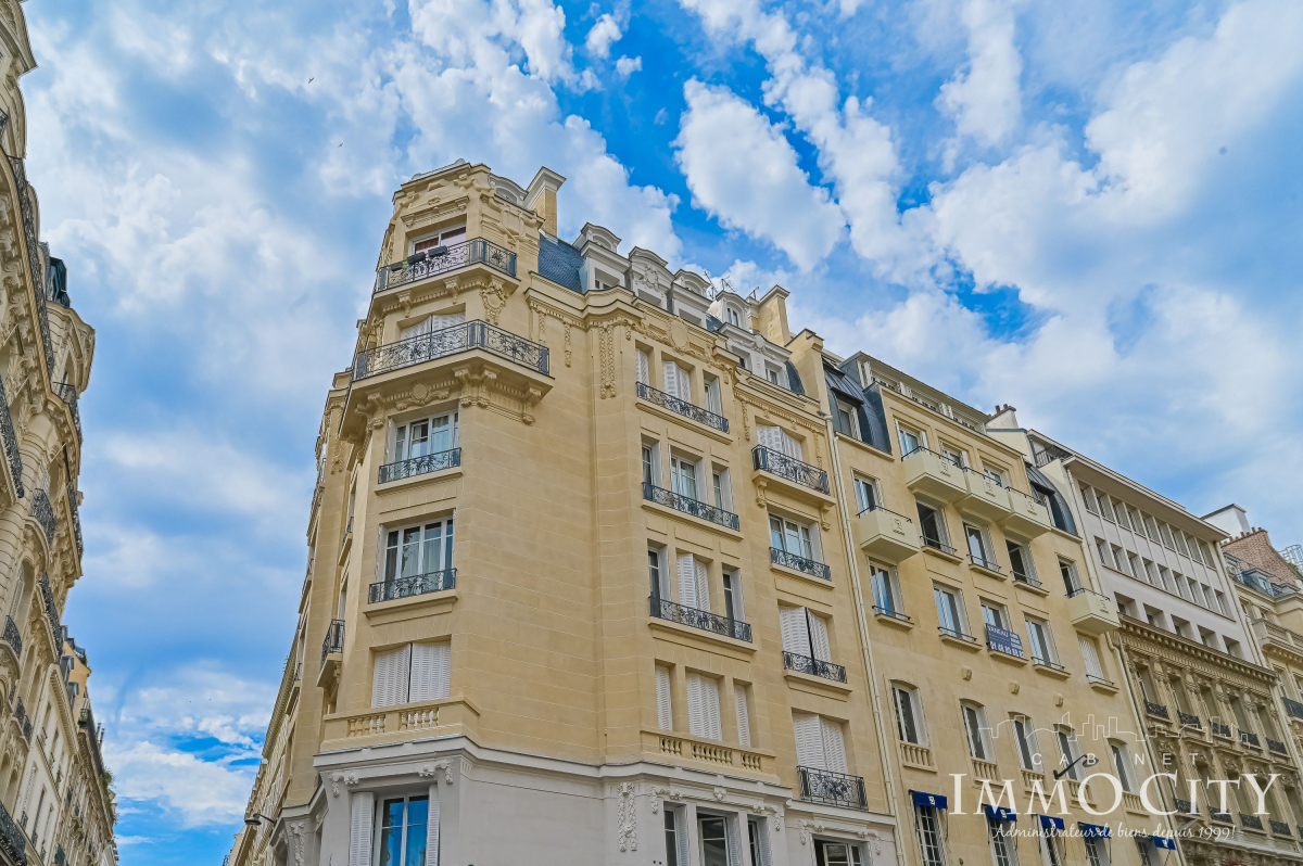 Vente Appartement  5 pièces - 155.5m² 75008 Paris