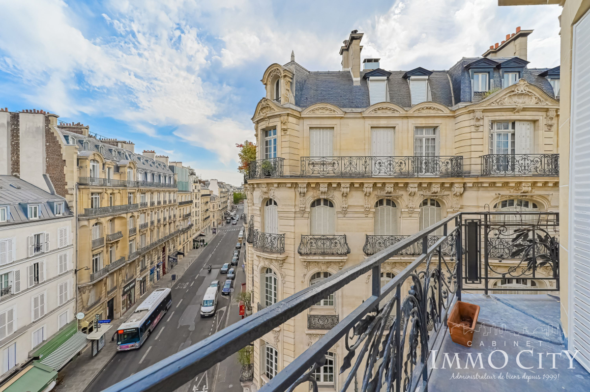 Vente Appartement  5 pièces - 155.5m² 75008 Paris