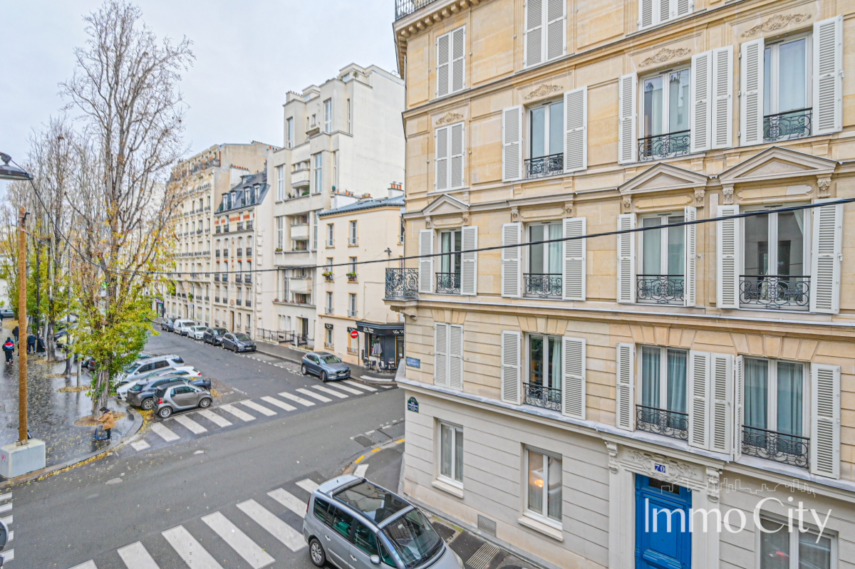 Location Appartement  2 pièces - 35.3m² 75017 Paris