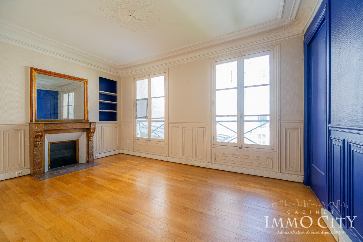 Location Bureau  3 pièces - 57m² 75009 Paris