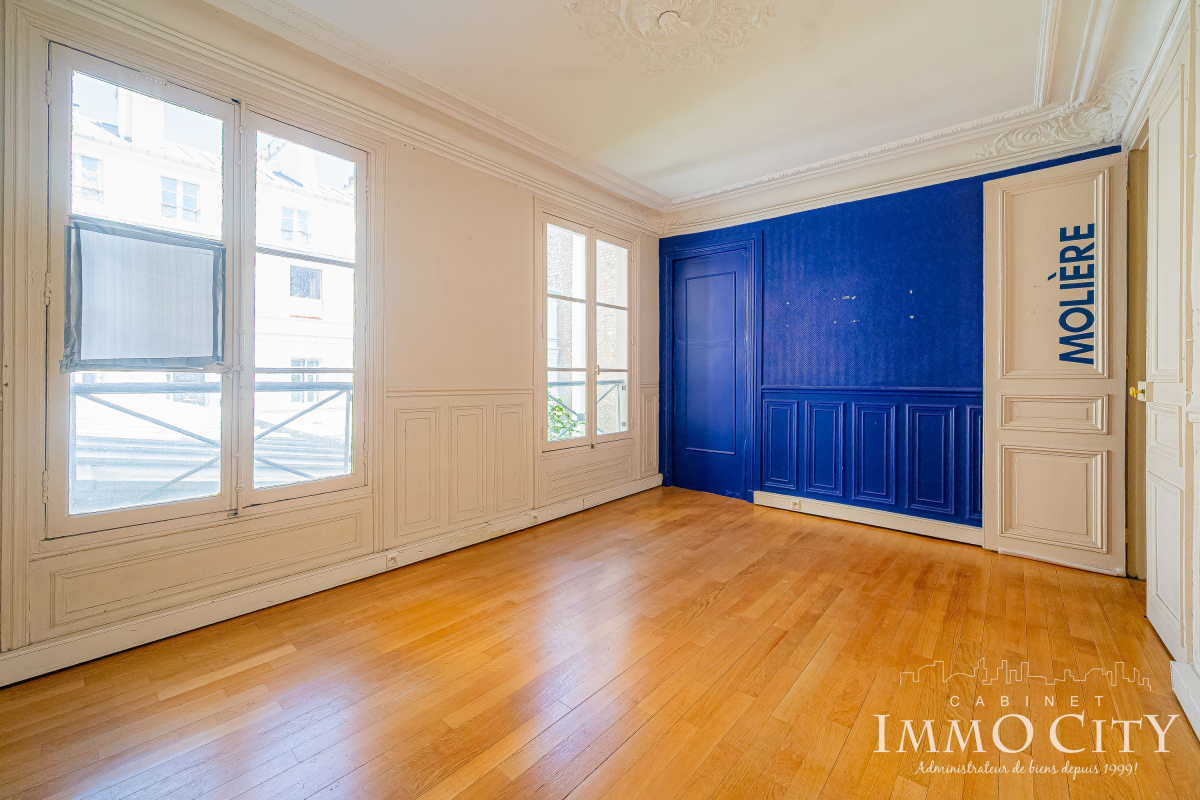 Location Bureau  3 pièces - 57m² 75009 Paris