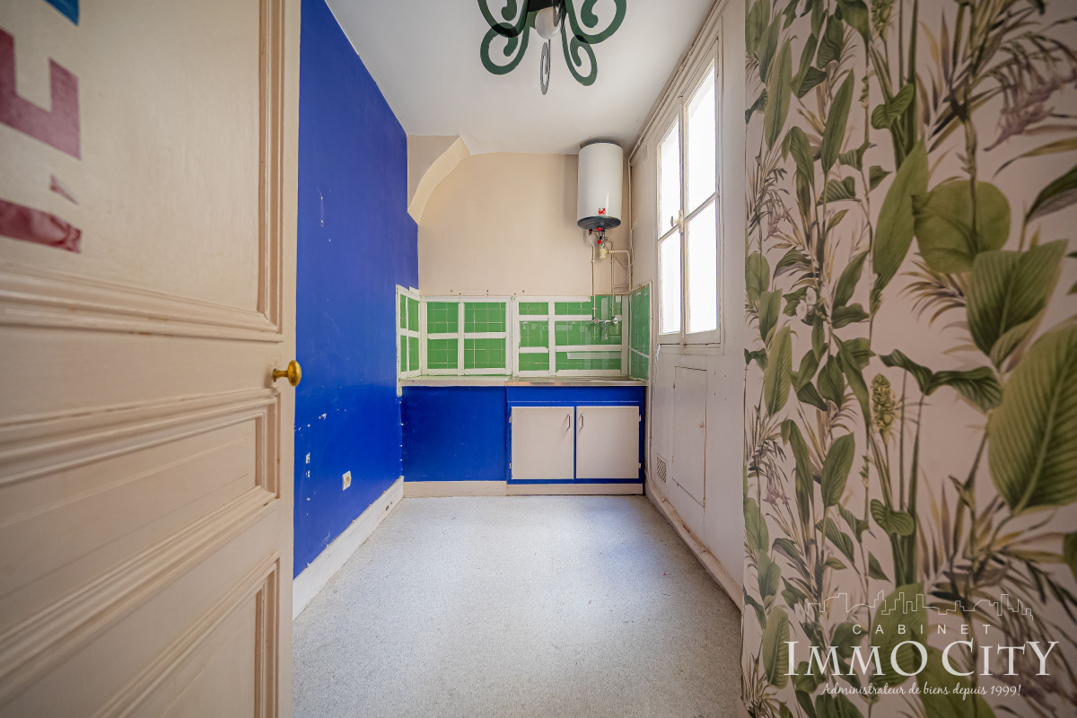 Location Bureau  3 pièces - 57m² 75009 Paris