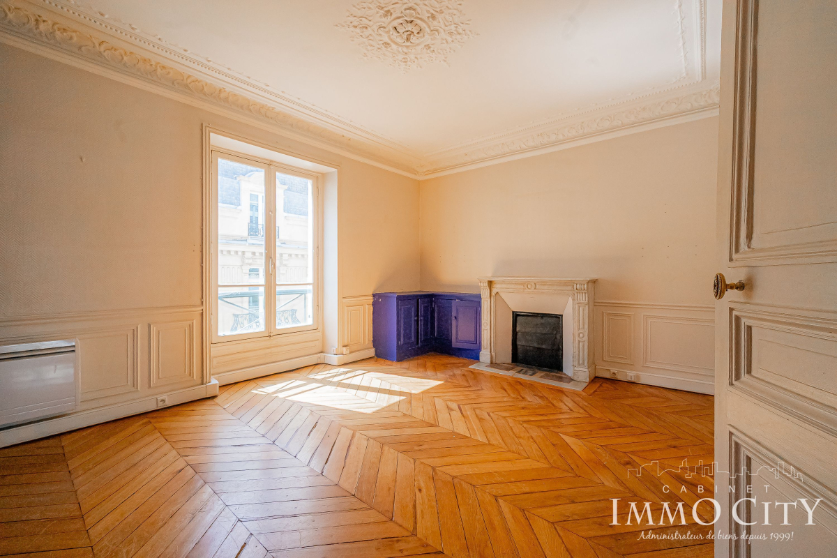 Location Bureau  3 pièces - 57m² 75009 Paris