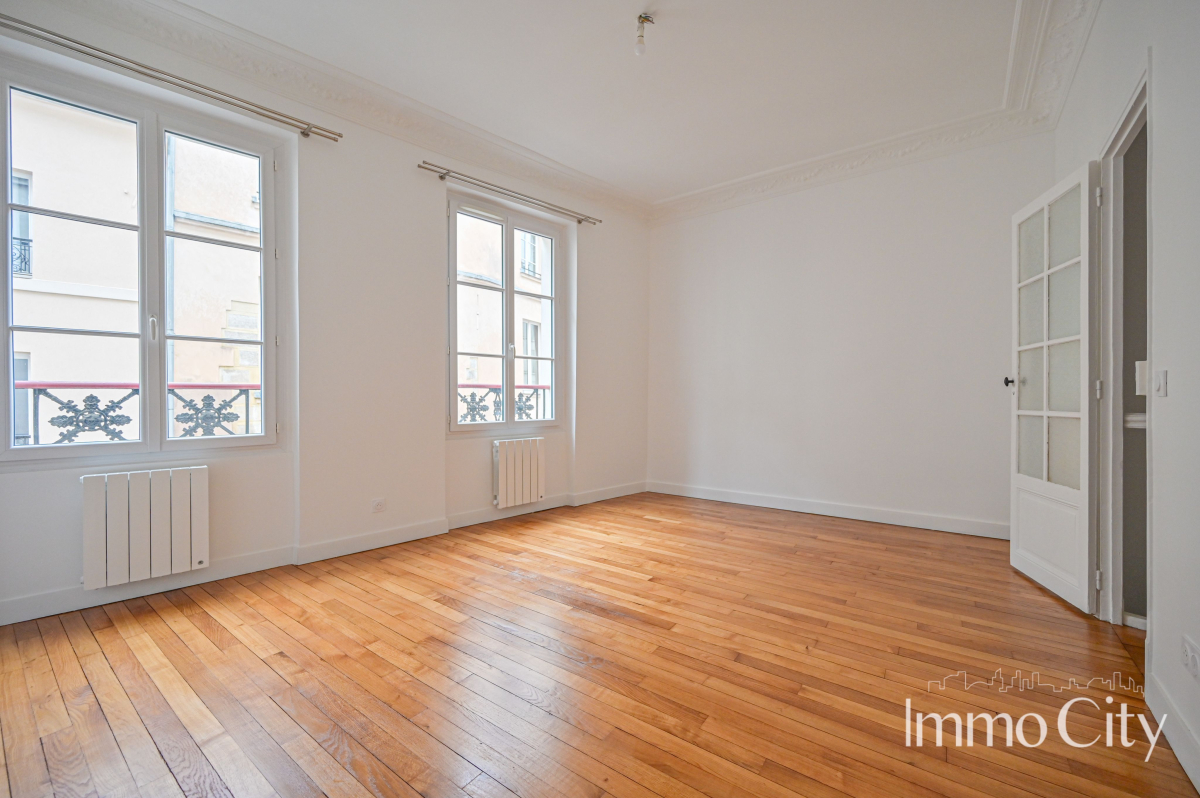 Location Appartement  3 pièces - 72m² 75001 Paris