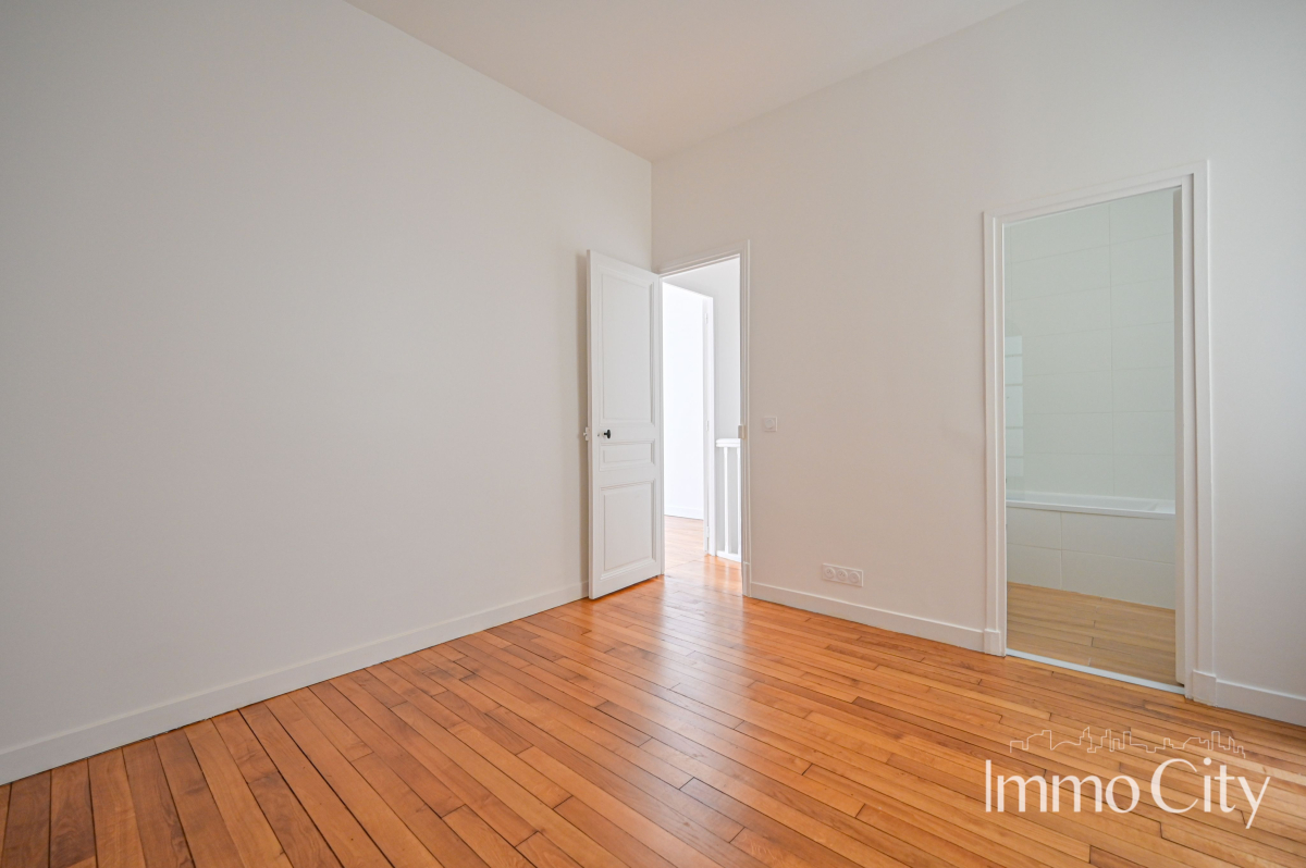 Location Appartement  3 pièces - 72m² 75001 Paris
