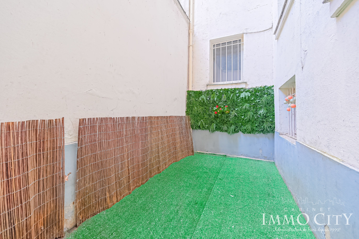 Location Appartement  2 pièces - 39m² 75007 Paris