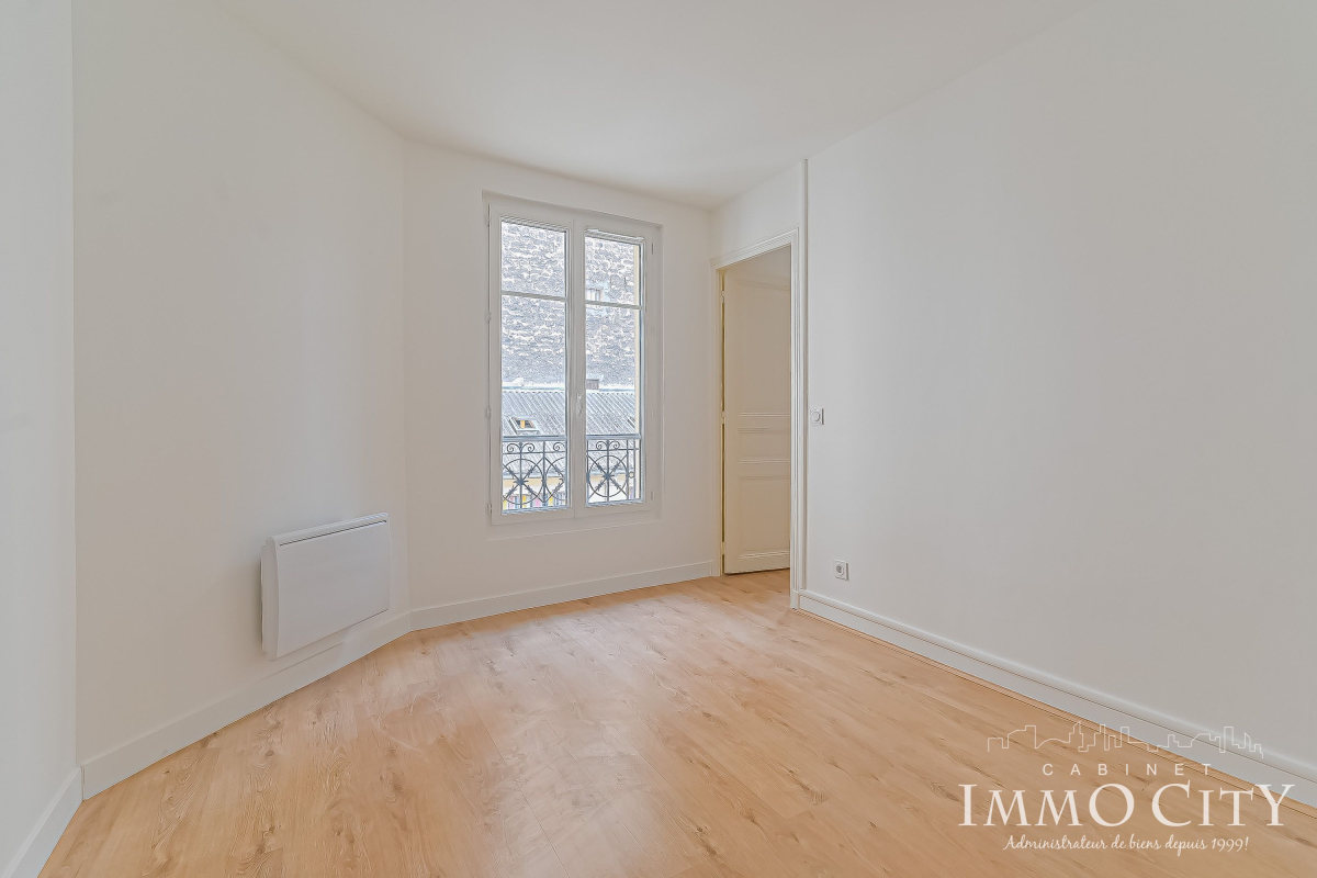 Location Appartement  2 pièces - 34m² 75018 Paris