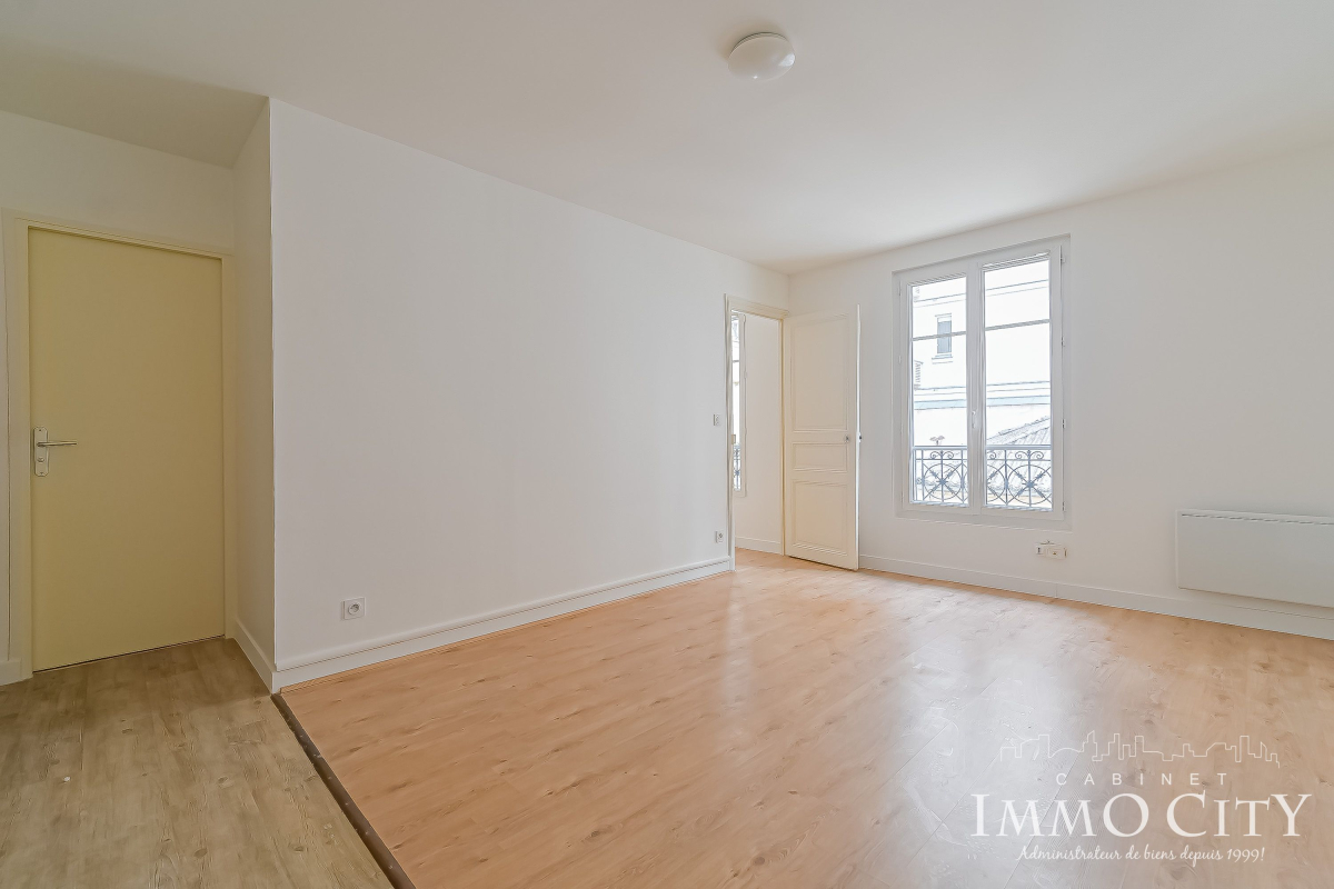 Location Appartement  2 pièces - 34m² 75018 Paris