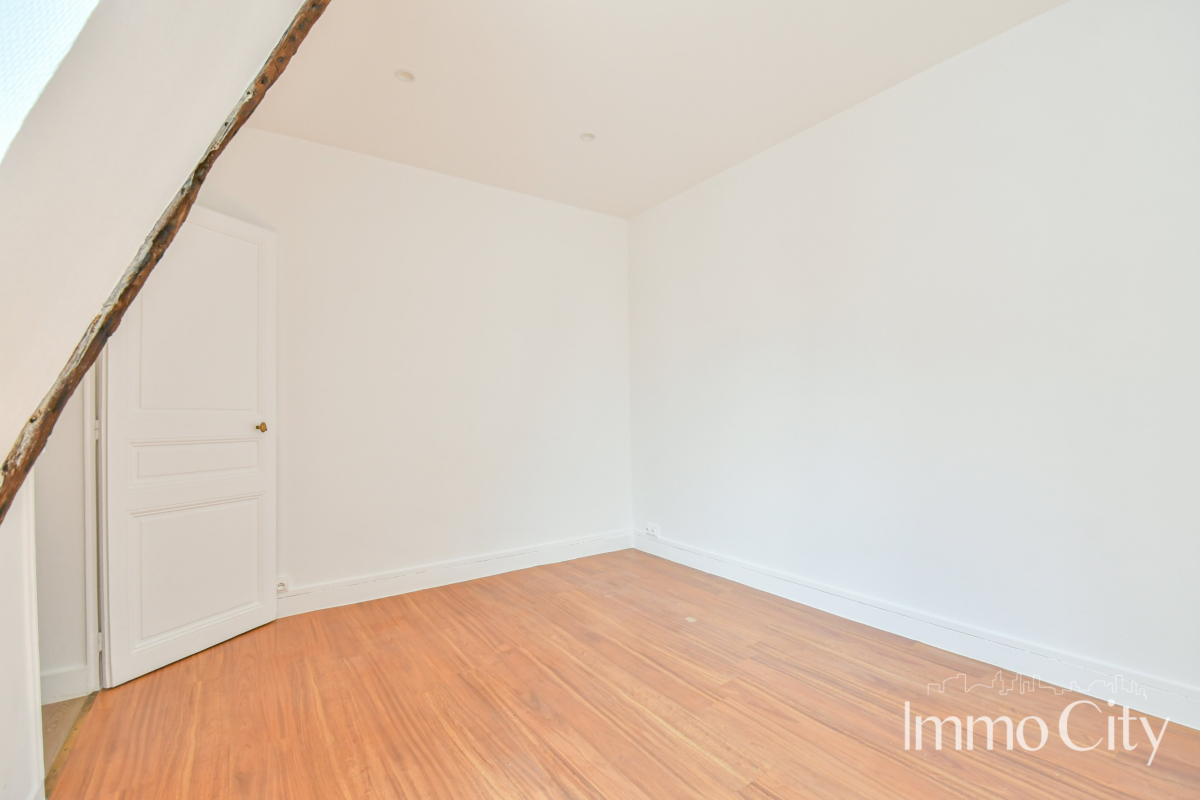 Vente Appartement  1 pièce (studio) - 15.47m² 75017 Paris
