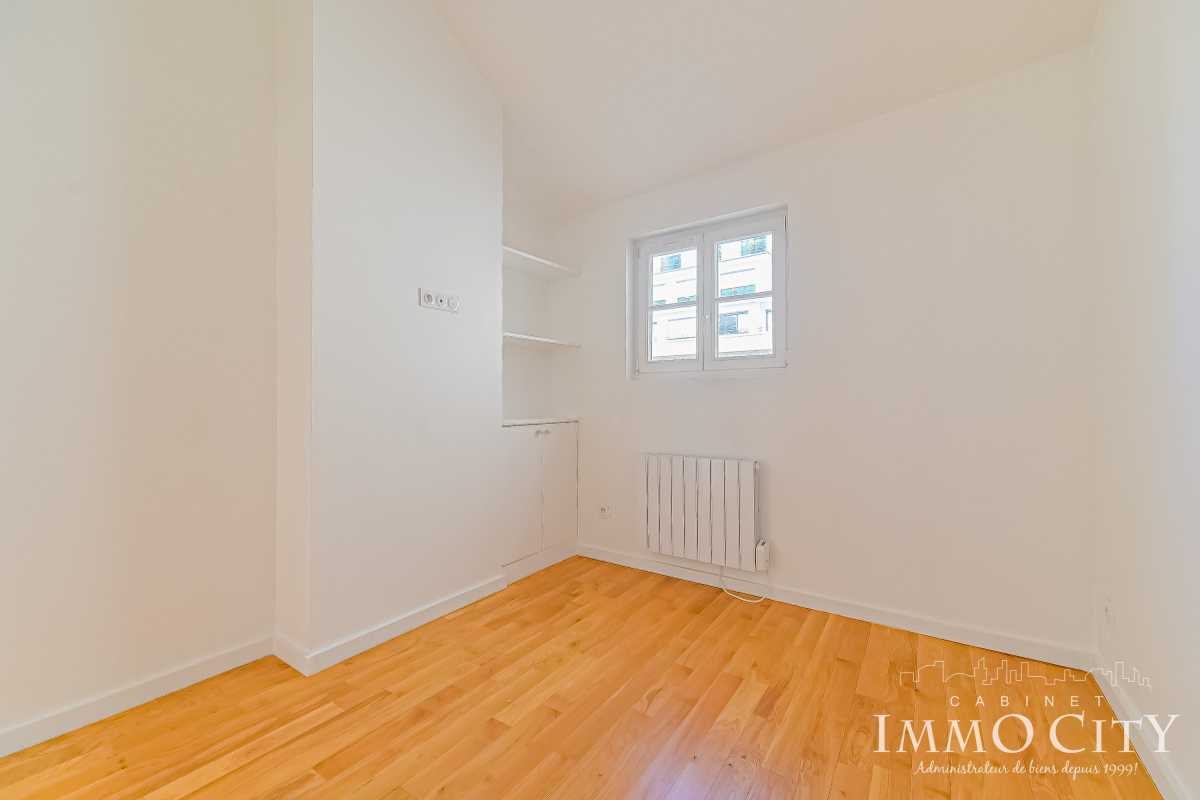 Location Appartement  3 pièces - 83m² 75009 Paris