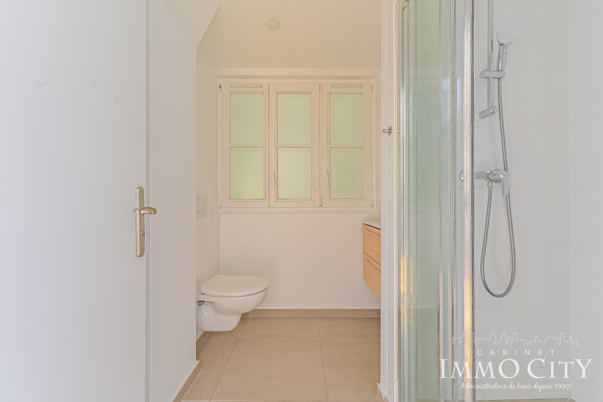 Location Appartement  3 pièces - 83m² 75009 Paris