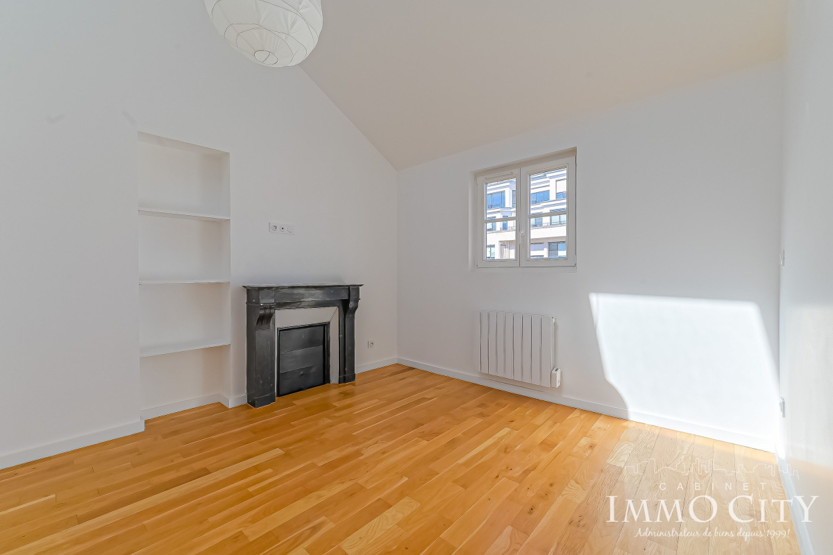 Location Appartement  3 pièces - 83m² 75009 Paris