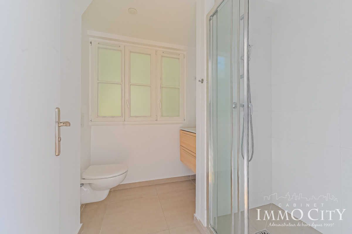 Location Appartement  3 pièces - 83m² 75009 Paris
